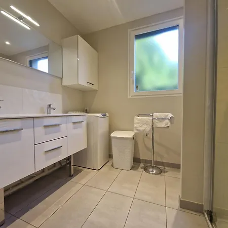 Confort Moderne Avec Piscine Et Jardin, Proche - Fr-1-432-94 شقة *