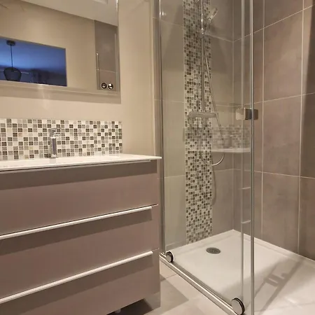 شقة Confort Moderne Avec Piscine Et Jardin, Proche - Fr-1-432-94 منتون - سانت - برنارد